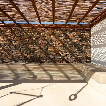 Rustic With Pool In Center Сasa de vacaciones Lajares