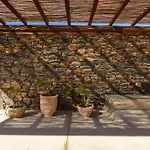 Rustic With Pool In Center Lajares