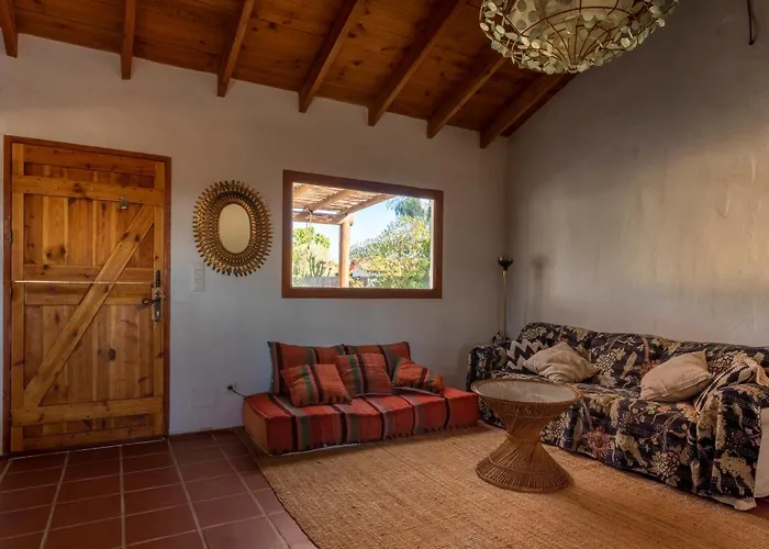 Rustic With Pool In Center Casa de Férias *