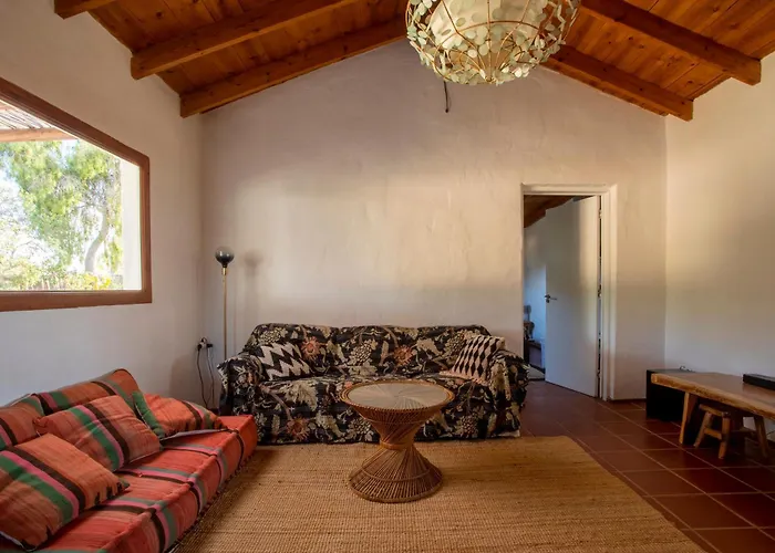 بيت للعطل Rustic With Pool In Center *