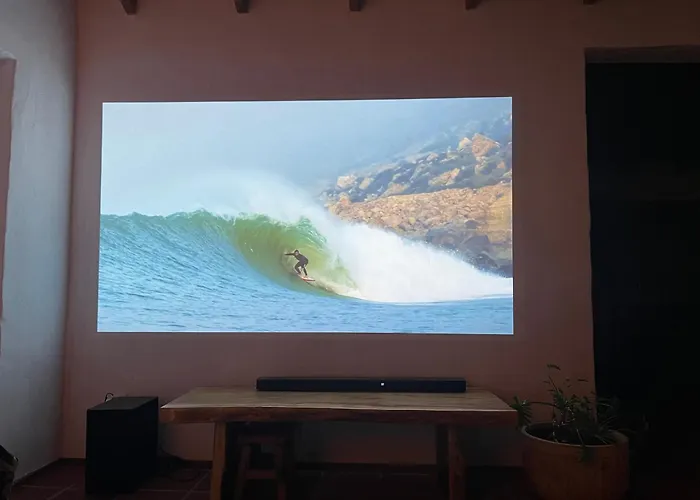 Rustic With Pool In Center *