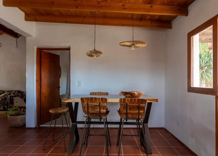 Rustic With Pool In Center Casa de Férias